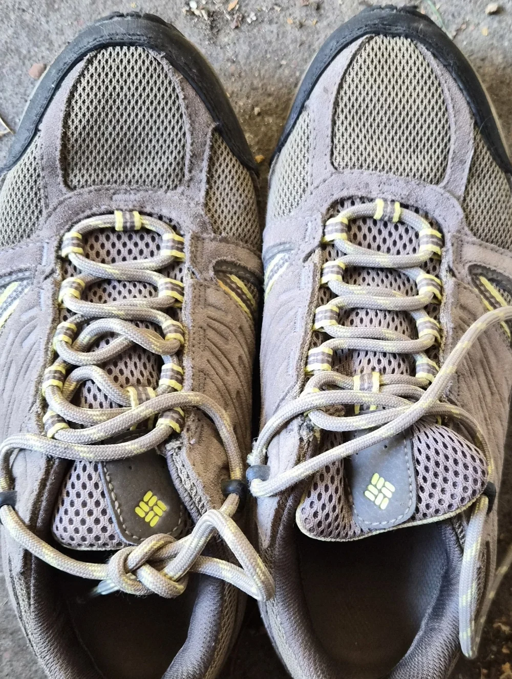 Columbia Hiking Trail Shoes Brown SZ 8.5, Omni Grip TechLite Waterproof‎